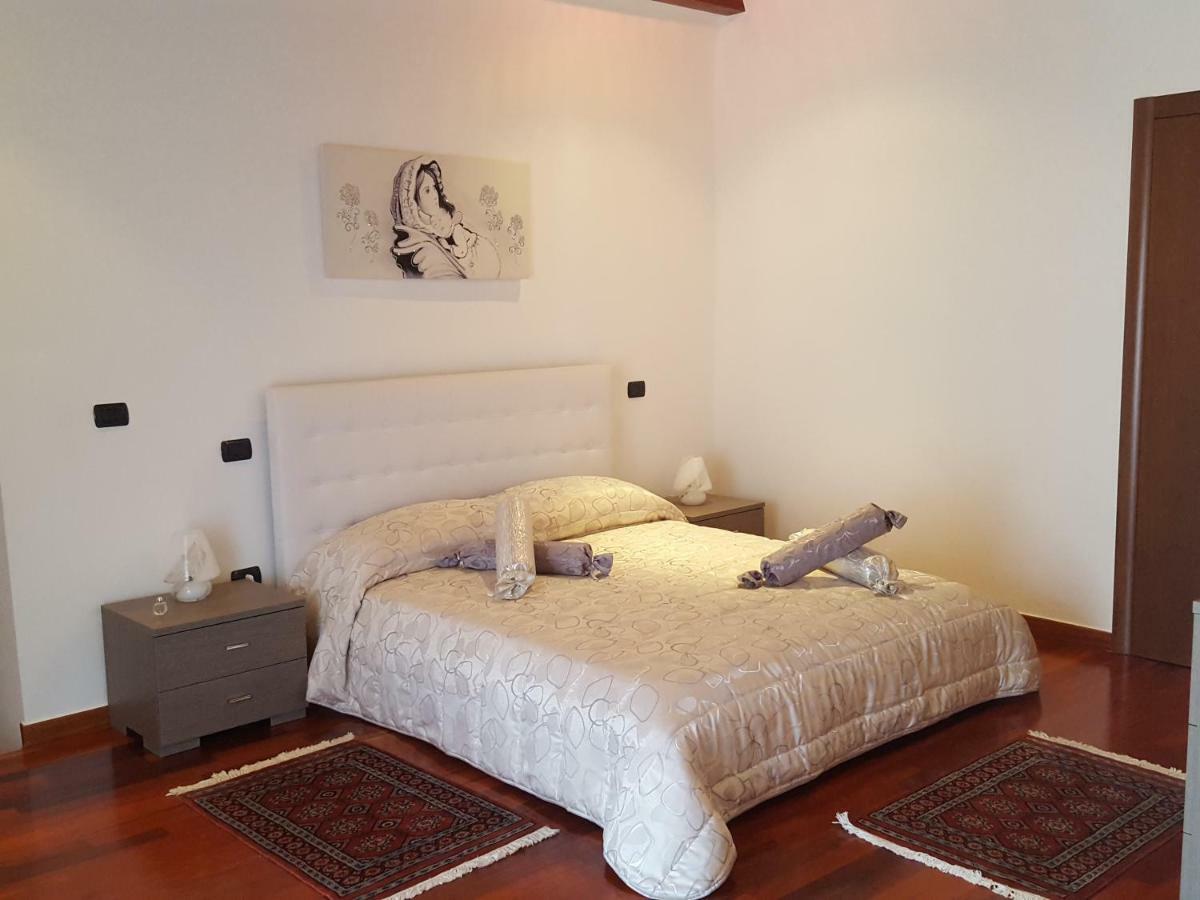 Dimora Di Mara Bed and Breakfast Santeramo in Colle Buitenkant foto